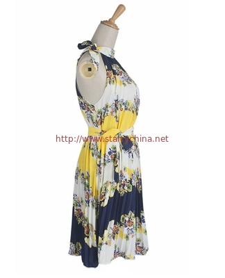 Summer Halterneck Floral Print Sleeveless Pleated Dresses With Belt For Women